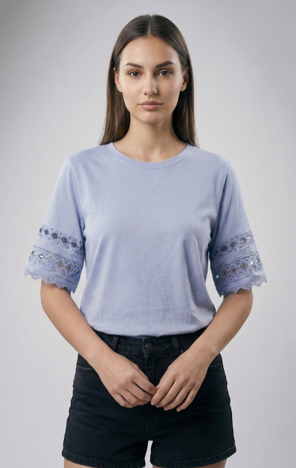 T-Shirt con Maniche in Pizzo