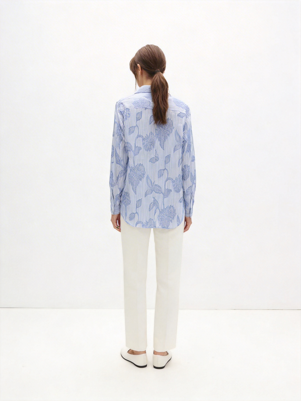 Camicia con fiori